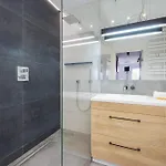 Apartamento With Terrace & Parking By Renters Varsóvia